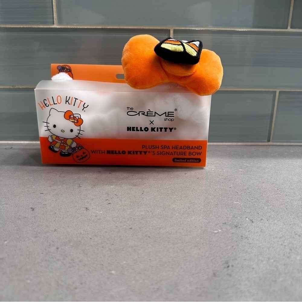 Hello Kitty | Sanrio halloween themed skin care headband new in box